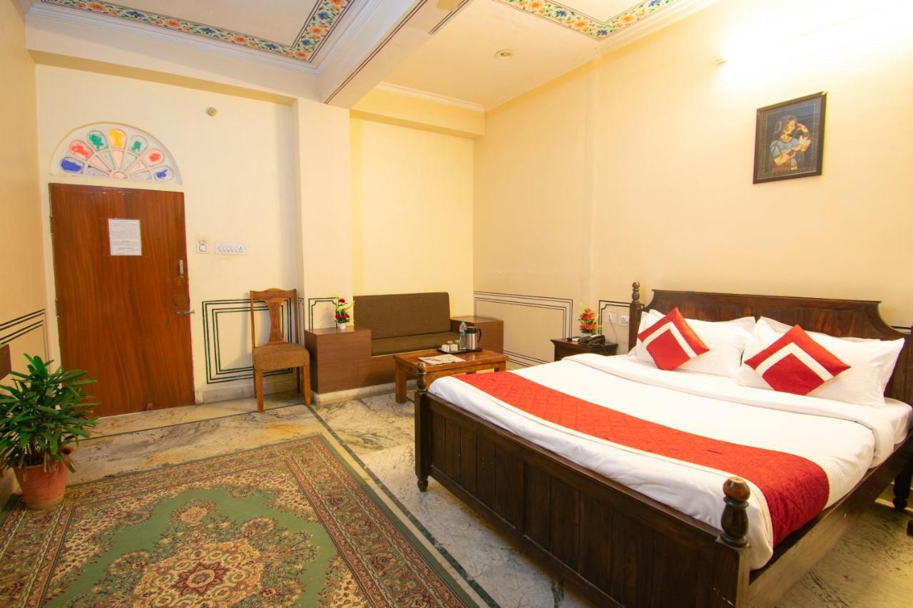 Hotel Raghuraj Palace Jaipur Extérieur photo
