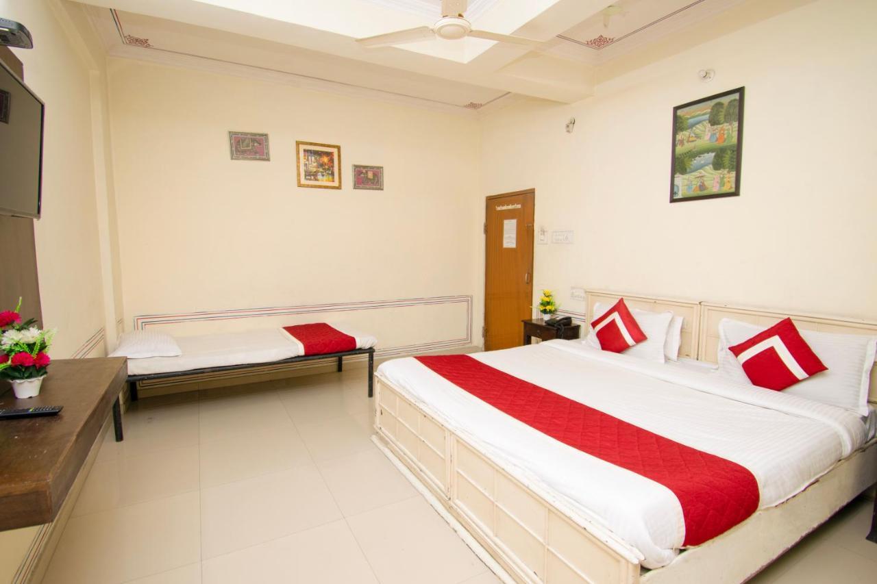 Hotel Raghuraj Palace Jaipur Extérieur photo