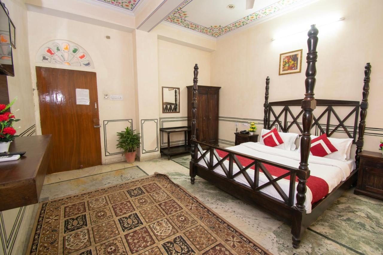 Hotel Raghuraj Palace Jaipur Extérieur photo